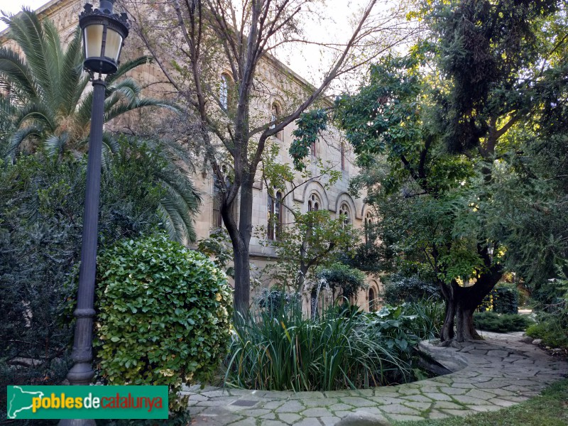 Barcelona - Universitat de Barcelona. Jardins (Foto: Anna Corcoll, 2016) Barcelona - Universitat de Barcelona. Jardins