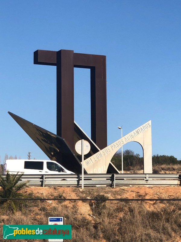 Montgat - Escultura <i>Más allá del dos mil...</i> (Foto: Ustrell, 2023) Montgat - Escultura <i>Más allá del dos mil...</i>