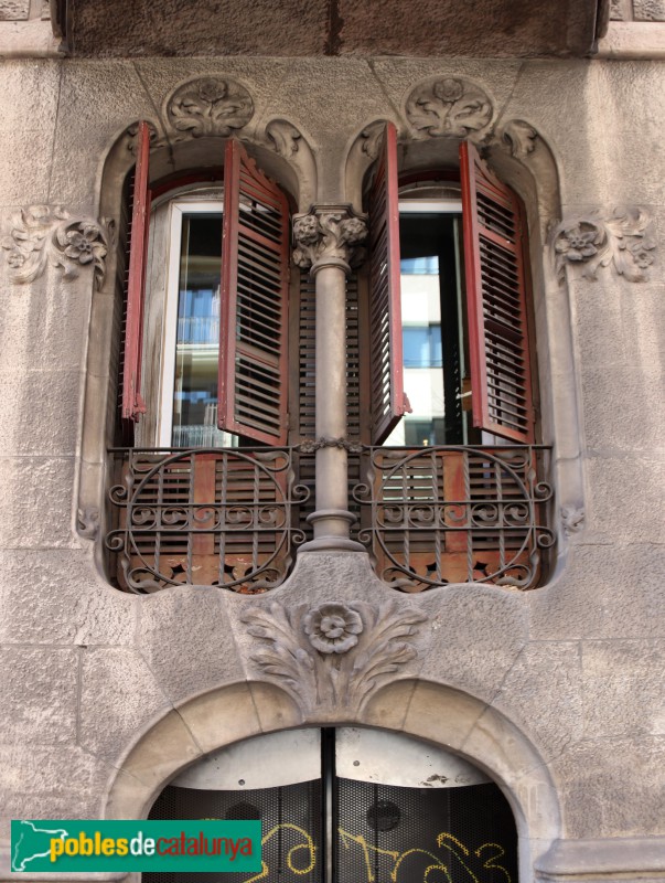 Barcelona - Balmes, 161 (Foto: Albert Esteves, 2023) Barcelona - Balmes, 161