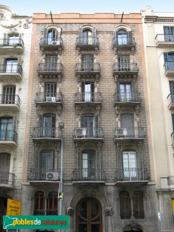 Barcelona - Balmes, 161 (Foto: Albert Esteves, 2008) Barcelona - Balmes, 161