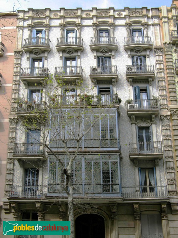 Barcelona - Còrsega, 239 (Foto: Albert Esteves, 2008) Barcelona - Còrsega, 239