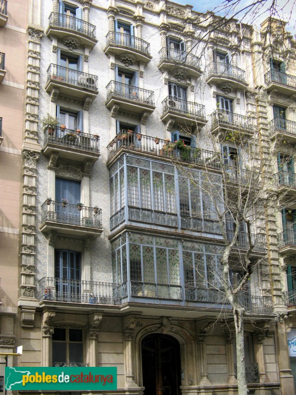 Barcelona - Còrsega, 239 (Foto: Albert Esteves, 2008) Barcelona - Còrsega, 239