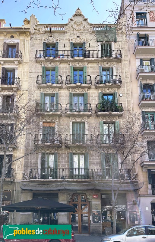 Barcelona - París, 176 (Foto: Albert Esteves, 2023) Barcelona - París, 176