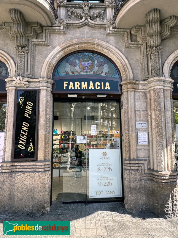 Barcelona - Farmàcia Mariné (Foto: Albert Esteves, 2023) Barcelona - Farmàcia Mariné