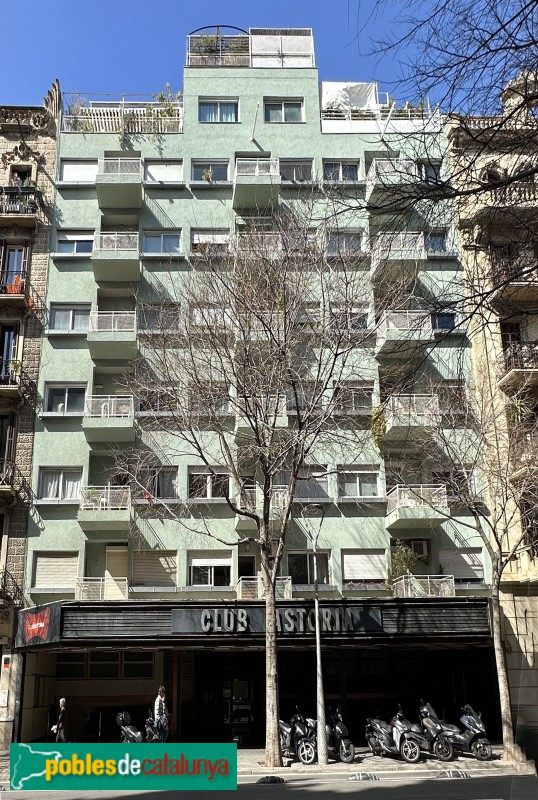 Barcelona - París, 193-199 (Foto: Albert Esteves, 2023) Barcelona - París, 193-199