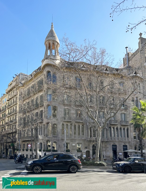 Barcelona - Diagonal, 423-425 (Casa Sayrach)