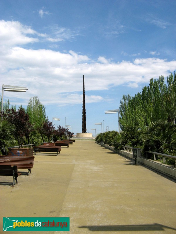 Terrassa - Monument a la dona treballadora