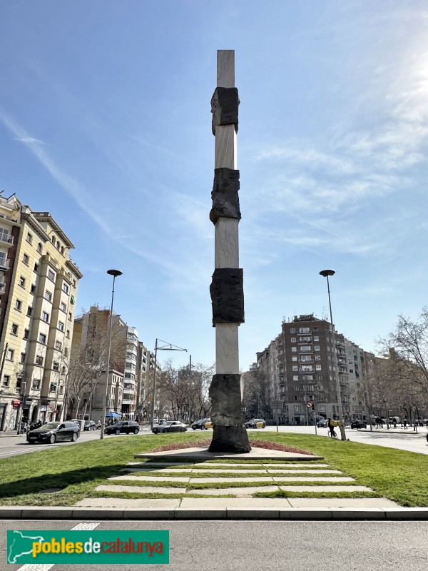 Barcelona - Monument a Josep Tarradella