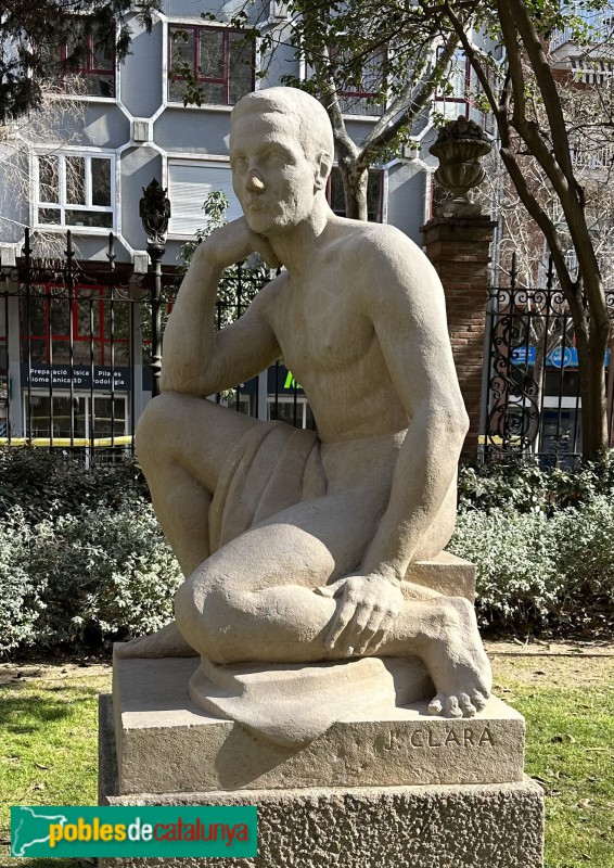 Barcelona - Escola Industrial. Escultura <i>Jove Atleta</i>