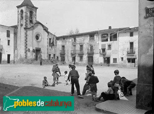 Aiguafreda - Plaça Major