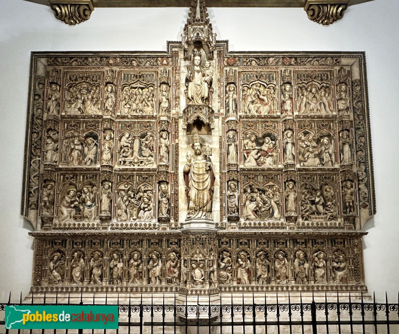 Vic - Catedral de Sant Pere. Retaule major (Foto: Albert Esteves, 2023) Vic - Catedral de Sant Pere. Retaule major