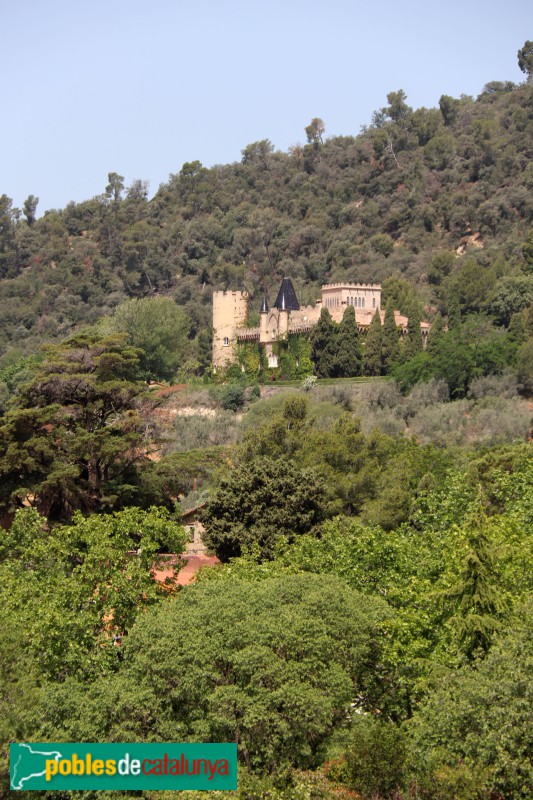 Cànoves i Samalús - Castell d'en Bori o de Samalús (Foto: Albert Esteves, 2023) Cànoves i Samalús - Castell d'en Bori o de Samalús