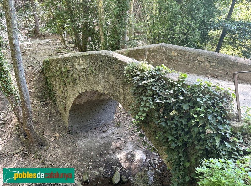 Gualba - Pont del Molí d'en Figueres (Foto: Albert Esteves, 2023) Gualba - Pont del Molí d'en Figueres