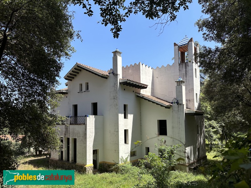 Gualba - Torre Montells (Foto: Albert Esteves, 2023) Gualba - Torre Montells