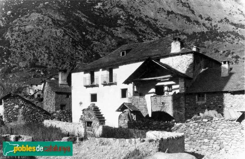 Nucli urbà d'Erill la Vall (Foto: <i>Anònim -Arxiu Fotogràfic Centre Excursionista de Catalunya-</i>, inicis segle XX) Nucli urbà d'Erill la Vall