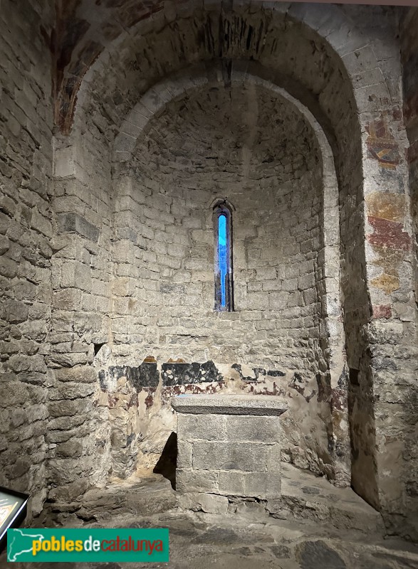 Taüll - Església de Sant Climent de Taüll. Interior absidiola