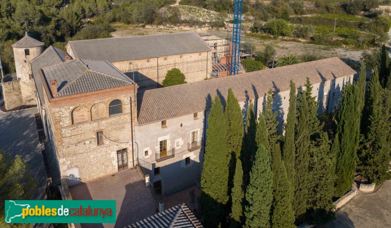 Santa Margarida i els Monjos - Castell-convent de Penyafort (Foto: Francesc Vidal-Barraquer, 2023) Santa Margarida i els Monjos - Castell-convent de Penyafort