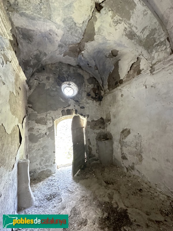 Capella de Sant Pere de Mas del Gras