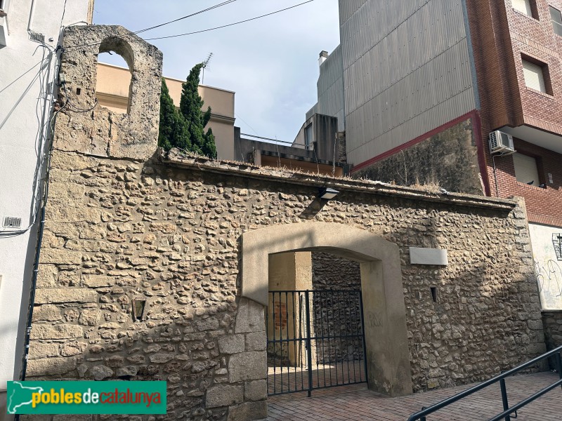 Restes del Reial Monestir de Nostra Senyora