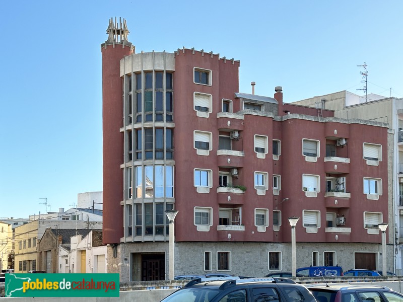 Amposta - Casa Emili Bonet (Foto: Albert Esteves, 2023) Amposta - Casa Emili Bonet