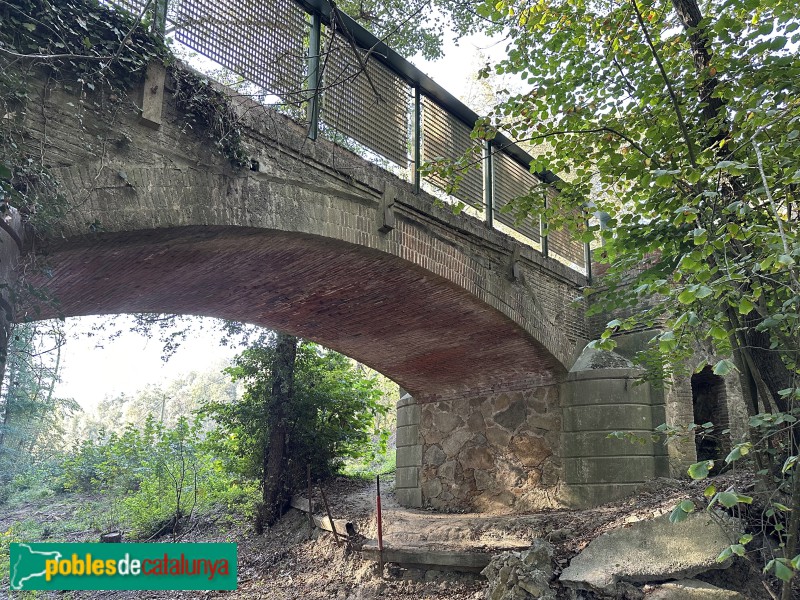 Vallgorguina - Pont d'en Pradell (Foto: Albert Esteves, 2023) Vallgorguina - Pont d'en Pradell