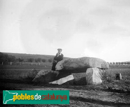 Vilalba Sasserra - Dolmen Pedra Arca