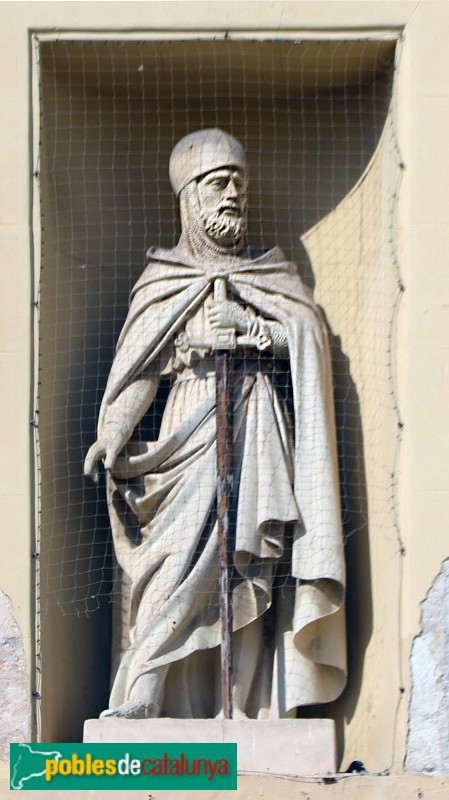 Tarragona - Palau Municipal. Estàtua de el normand Robert d'Aguiló