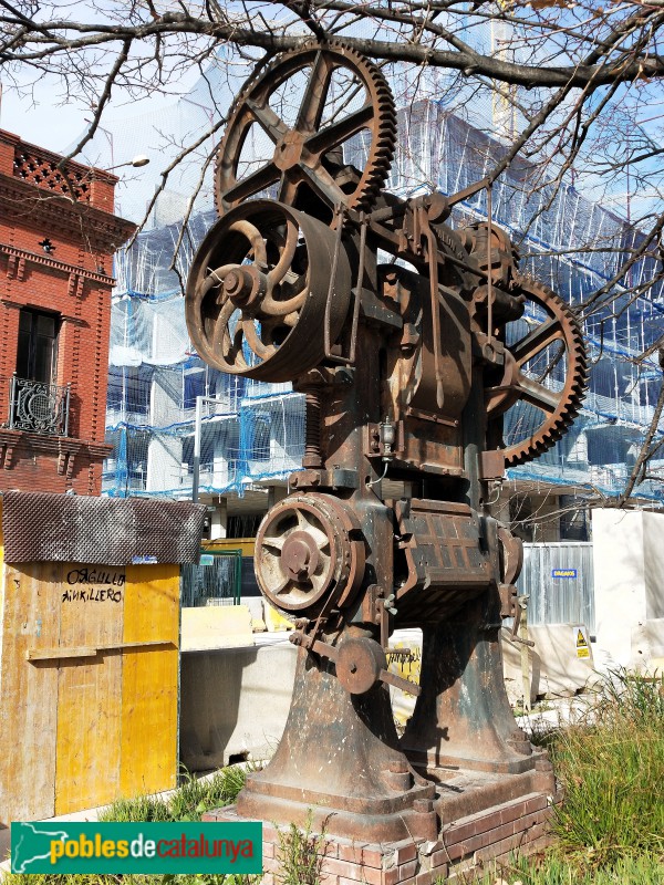 L'Hospitalet de Llobregat - Fàbrica Cosme Toda. Premsa de ceràmica (Foto: Albert Esteves, 2022) L'Hospitalet de Llobregat - Fàbrica Cosme Toda. Premsa de ceràmica