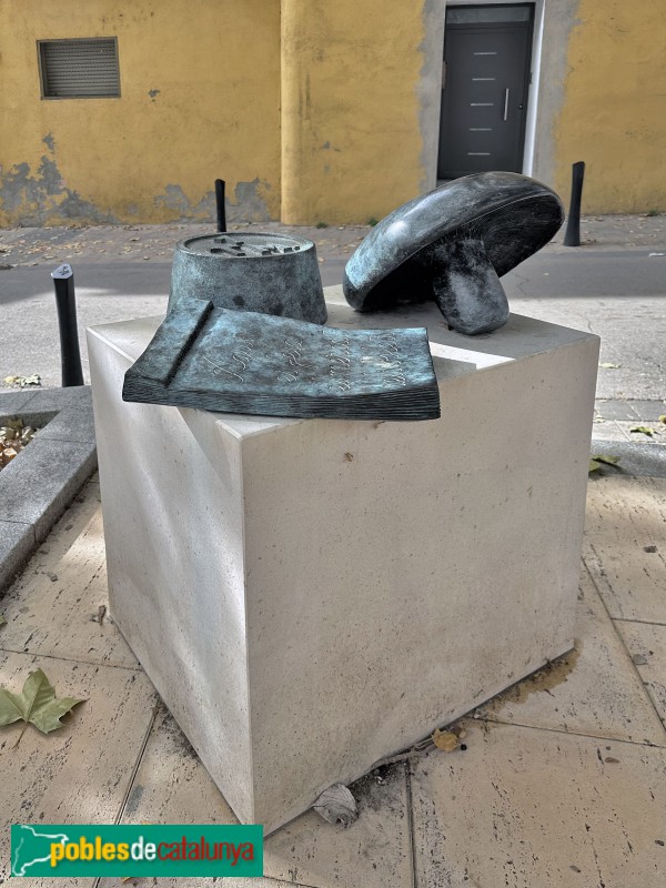 Llinars del Vallès - Escultura Mercat de Bolets