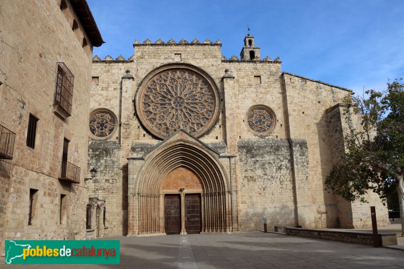 Monestir de Sant Cugat del Vallès - Façana de l'església
