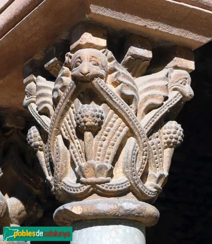 Monestir de Sant Cugat - Capitell del claustre (Foto: Albert Esteves, 2023) Monestir de Sant Cugat - Capitell del claustre