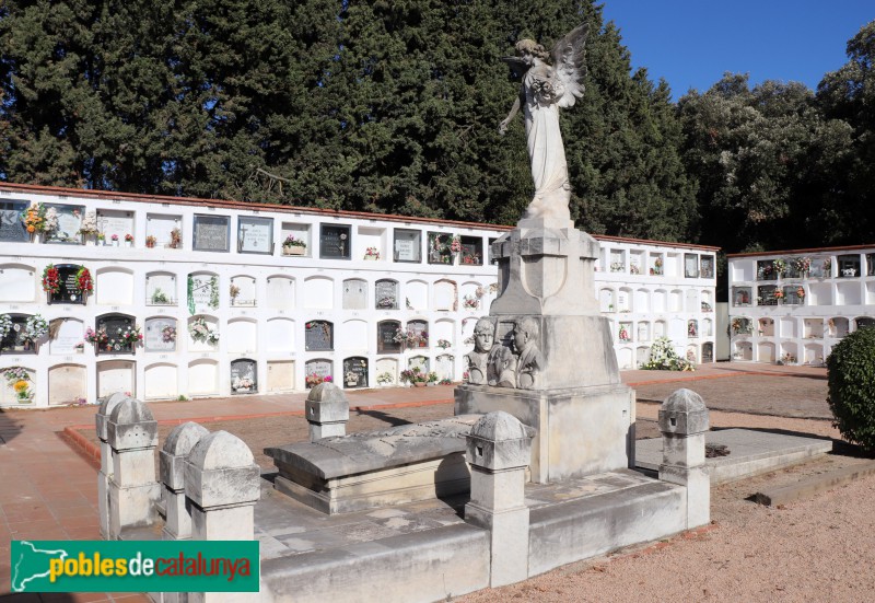 Sant Antoni de Vilamajor - Sepulcre Casas