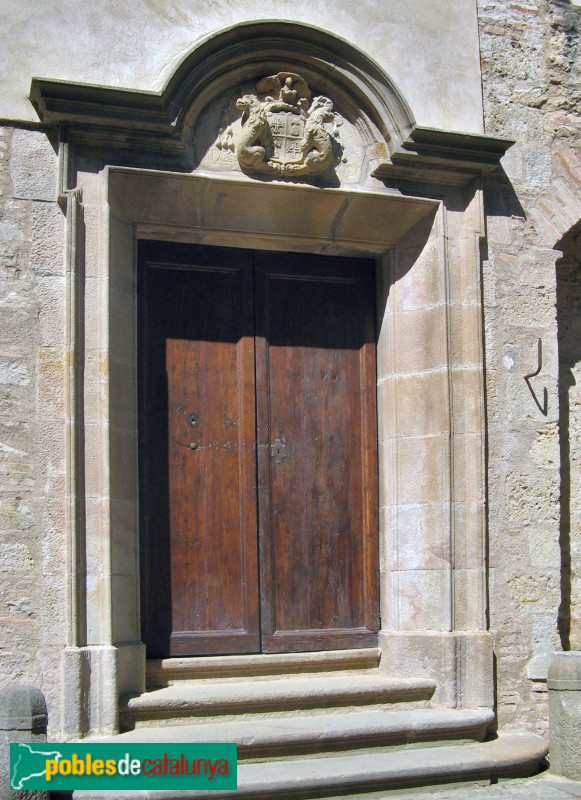 Sant Cugat del Vallès - Palau abacial. Porta barroca