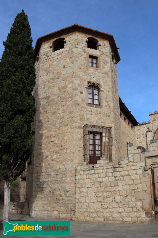 Sant Cugat del Vallès - Torre del palau abacial (Foto: Albert Esteves, 2023) Sant Cugat del Vallès - Torre del palau abacial