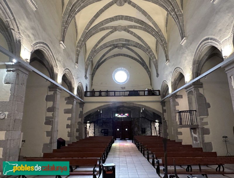 Sant Pere de Vilamajor - Església de Sant Pere. Interior (Foto: Albert Esteves, 2023) Sant Pere de Vilamajor - Església de Sant Pere. Interior