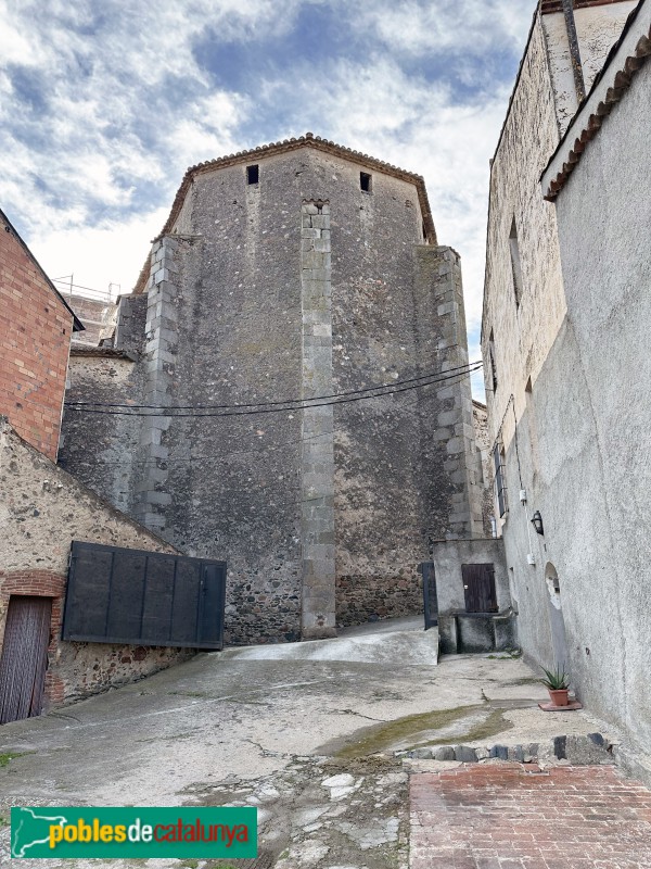 Sant Pere de Vilamajor - Església de Sant Pere. Absis (Foto: Albert Esteves, 2023) Sant Pere de Vilamajor - Església de Sant Pere. Absis