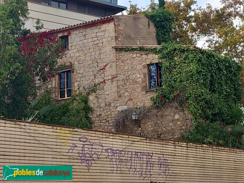 Barcelona - Casa del Rellotge, vista des de la plaça Ibèria