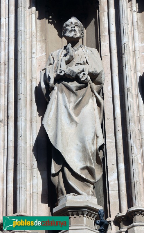 Vilafranca del Penedès - Basílica de Santa Maria. Portada. Sant Pere