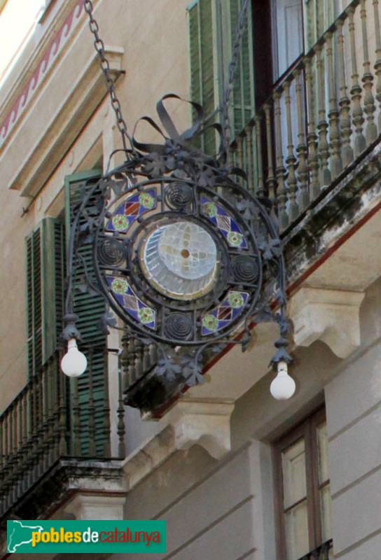 Vilafranca del Penedès - Fanal del carrer Santa Maria