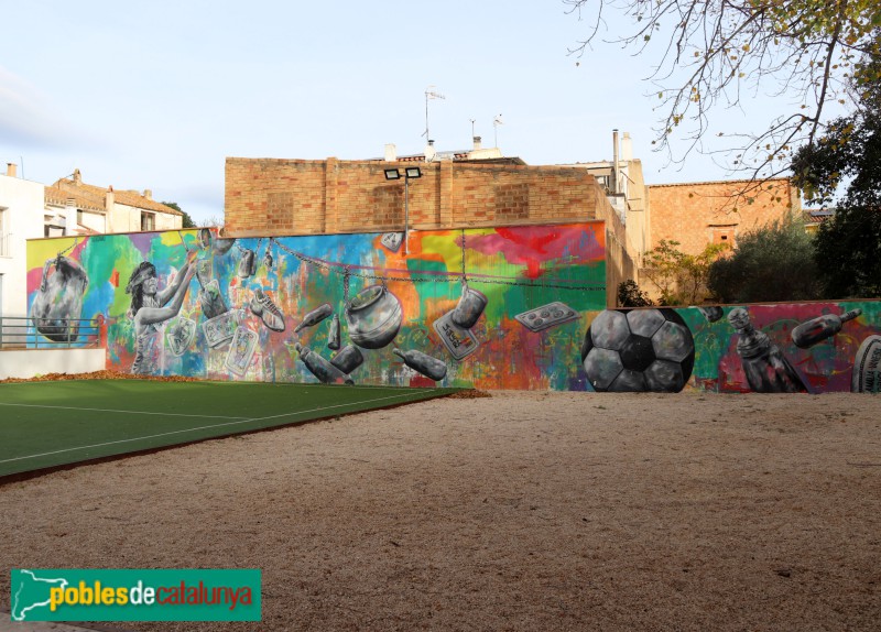 La Galera - Mural <i>Jocs tradicionals</i> (Foto: Albert Esteves, 2023) La Galera - Mural <i>Jocs tradicionals</i>