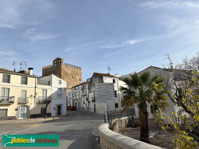 La Galera amb la torre medieval (Foto: Albert Esteves, 2023) La Galera amb la torre medieval