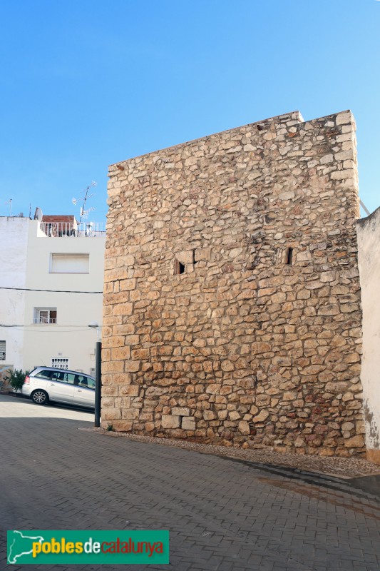 Alcanar - Torre del carrer Nou