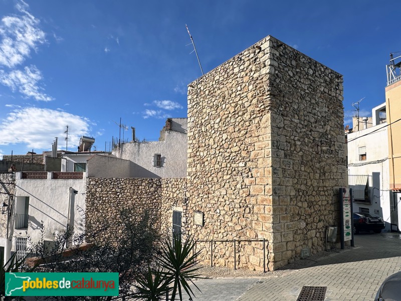 Alcanar - Torre del carrer Nou