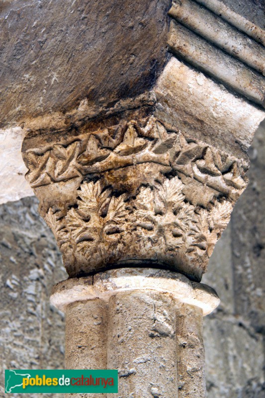 Vilafranca del Penedès - Claustre de Sant Francesc. Capitell (Foto: Albert Esteves, 2012) Vilafranca del Penedès - Claustre de Sant Francesc. Capitell