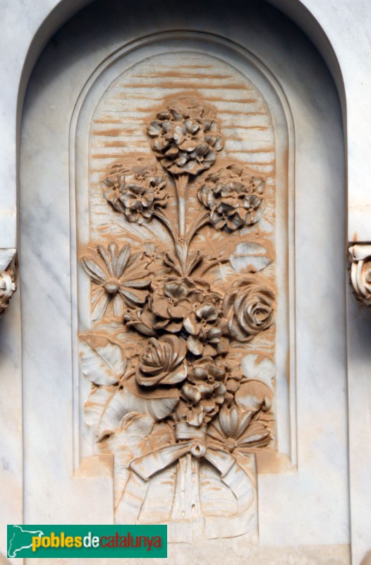 Vilafranca del Penedès - Cementiri. Panteó Ramon Marimon (Foto: Albert Esteves, 2024) Vilafranca del Penedès - Cementiri. Panteó Ramon Marimon