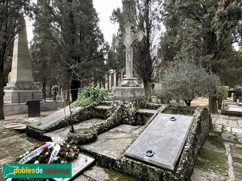 Vilafranca del Penedès - Cementiri. Sepulcre Vidal Valenciano