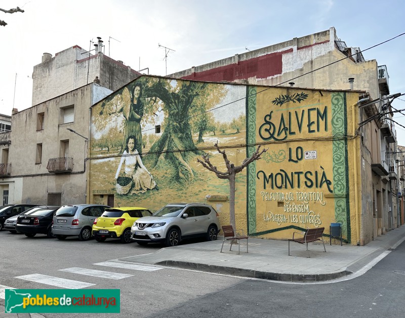Ulldecona - Mural <i>Salvem lo Montsià</i> (Foto: Albert Esteves, 2024) Ulldecona - Mural <i>Salvem lo Montsià</i>
