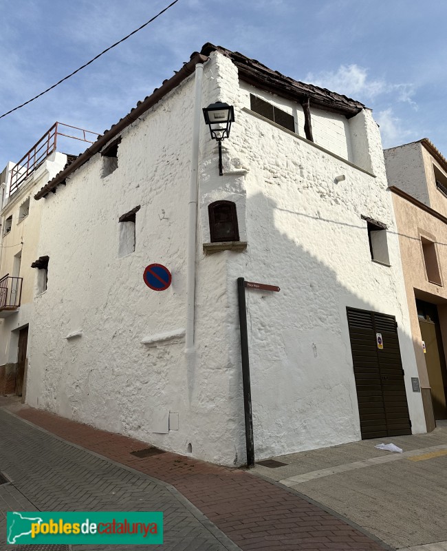 Godall. Una casa antiga (Foto: Albert Esteves, 2024) Godall. Una casa antiga