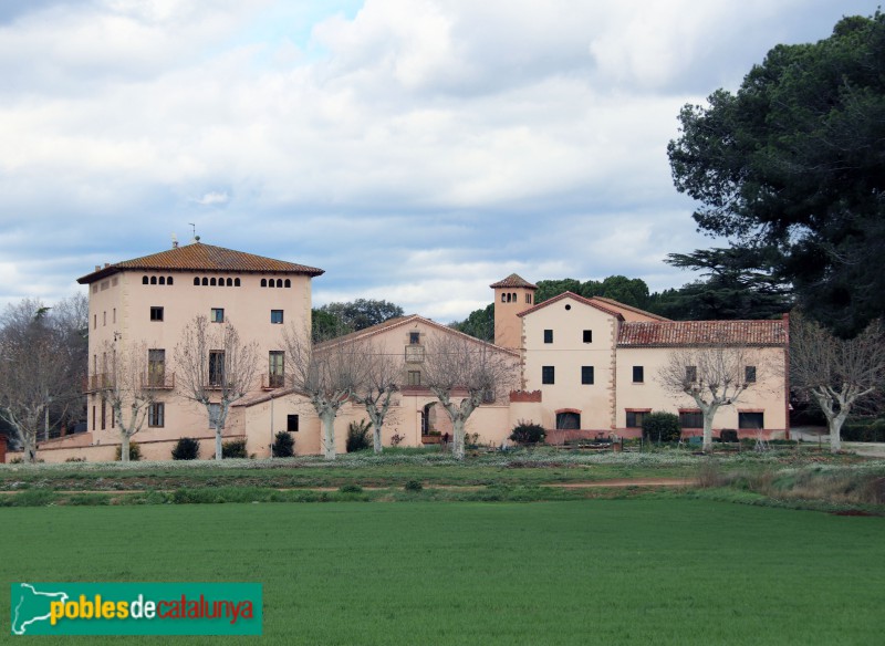 Lliçà de Vall - Les Torres de Santa Maria (Foto: Albert Esteves, 2024) Lliçà de Vall - Les Torres de Santa Maria
