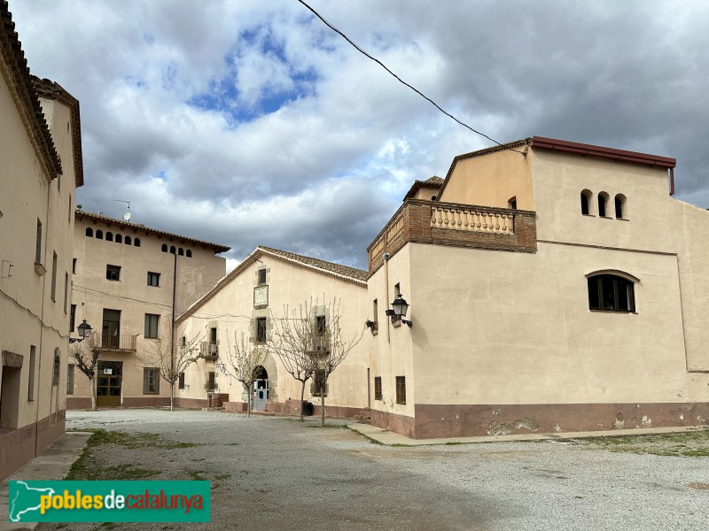 Lliçà de Vall - Les Torres de Santa Maria (Foto: Albert Esteves, 2024) Lliçà de Vall - Les Torres de Santa Maria
